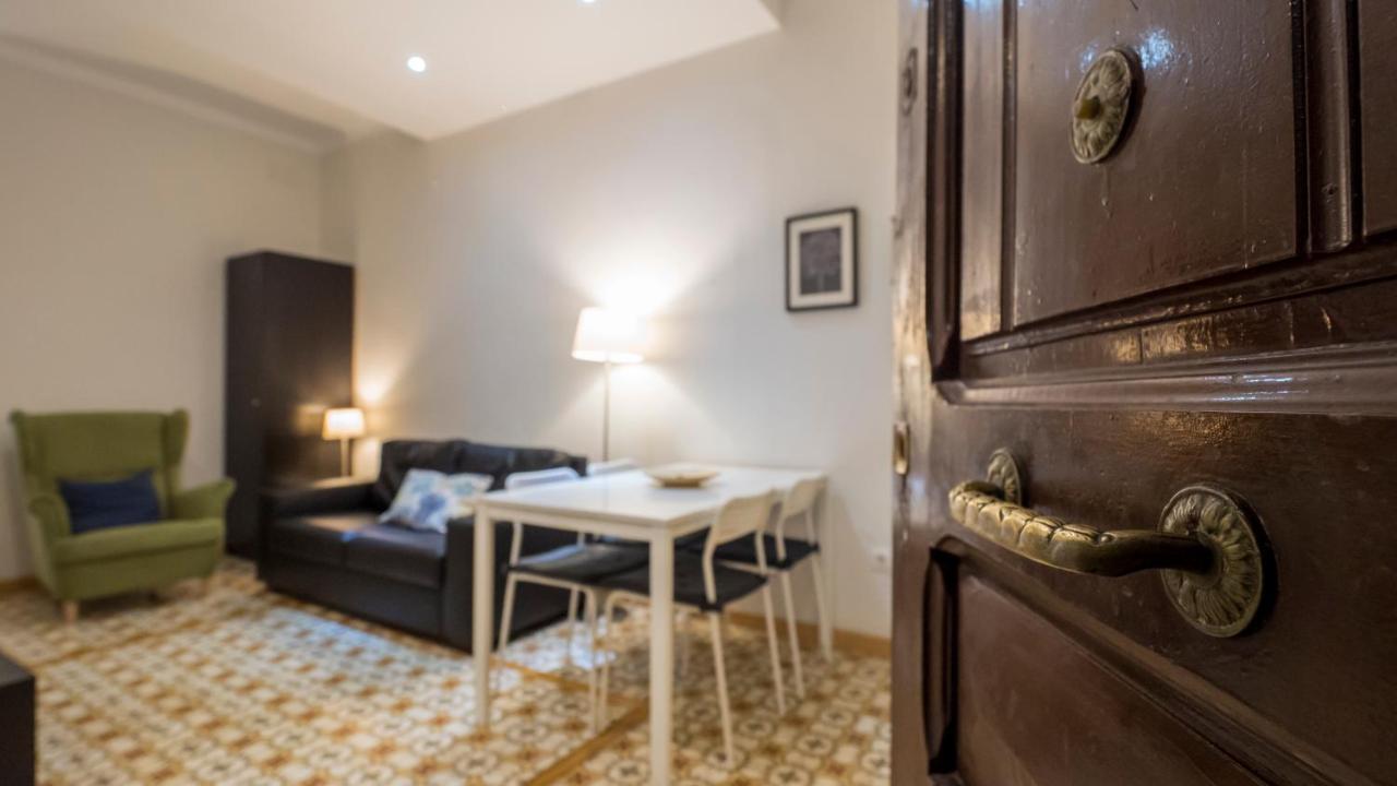 Apartamento De 3 Dormitorios Barcelona Exteriör bild